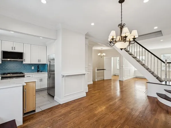 132 Dodd Street image 1 of 24