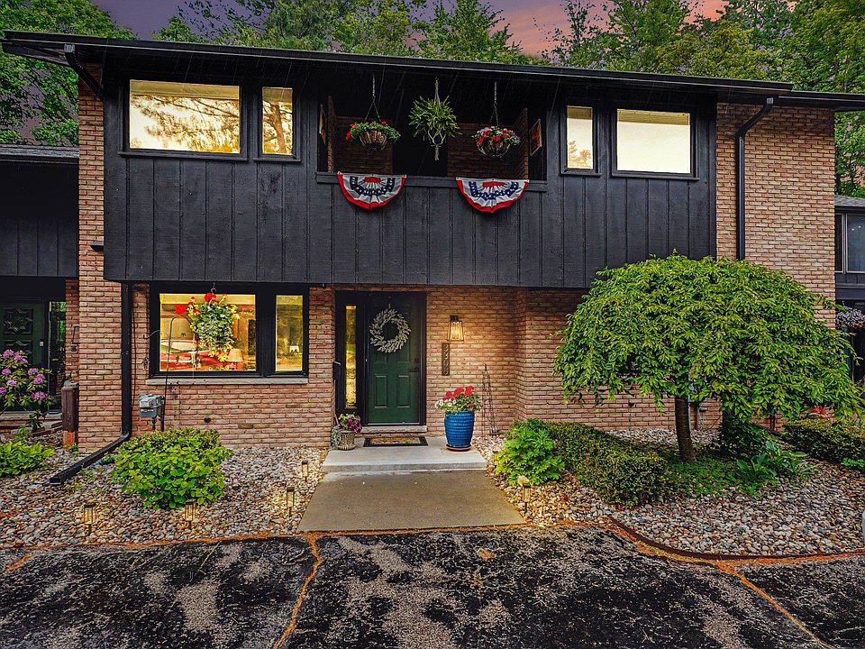 1st image of 3308 N Bent Oak Dr