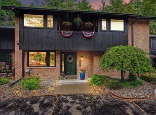 3308 N Bent Oak Dr, Midland, MI 48640