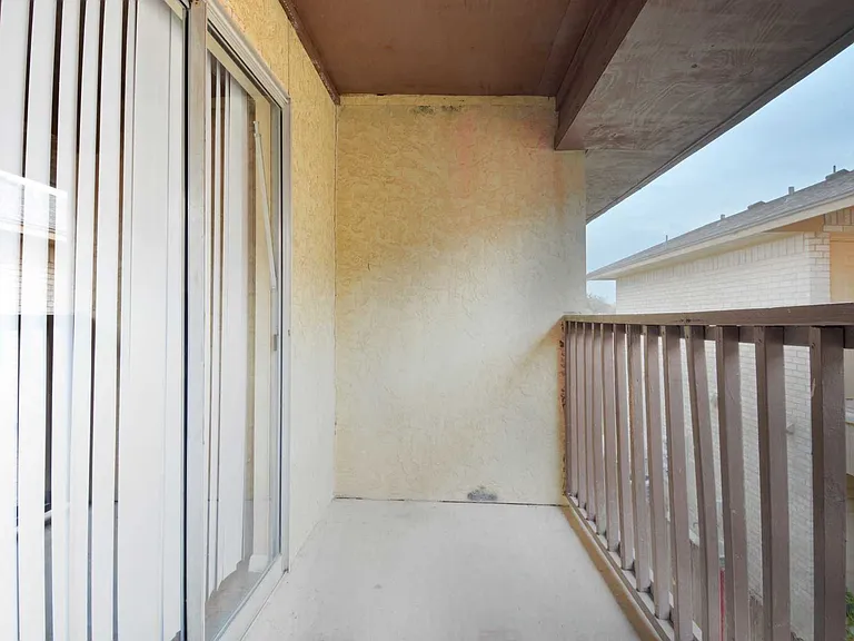 Crossings Apartments — Photo 16