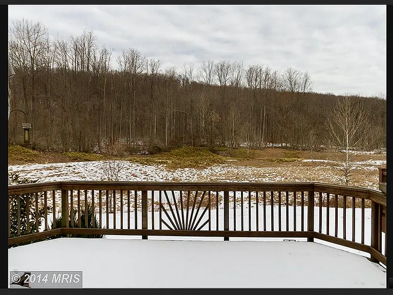44 Winterberry Ct — Photo 5
