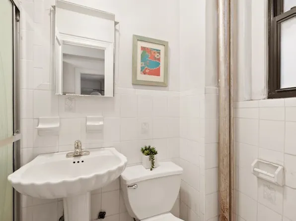 395 Riverside Drive image 4 of 6