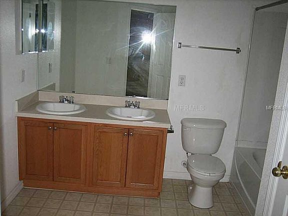 5th image of 12737 Oulton Cir