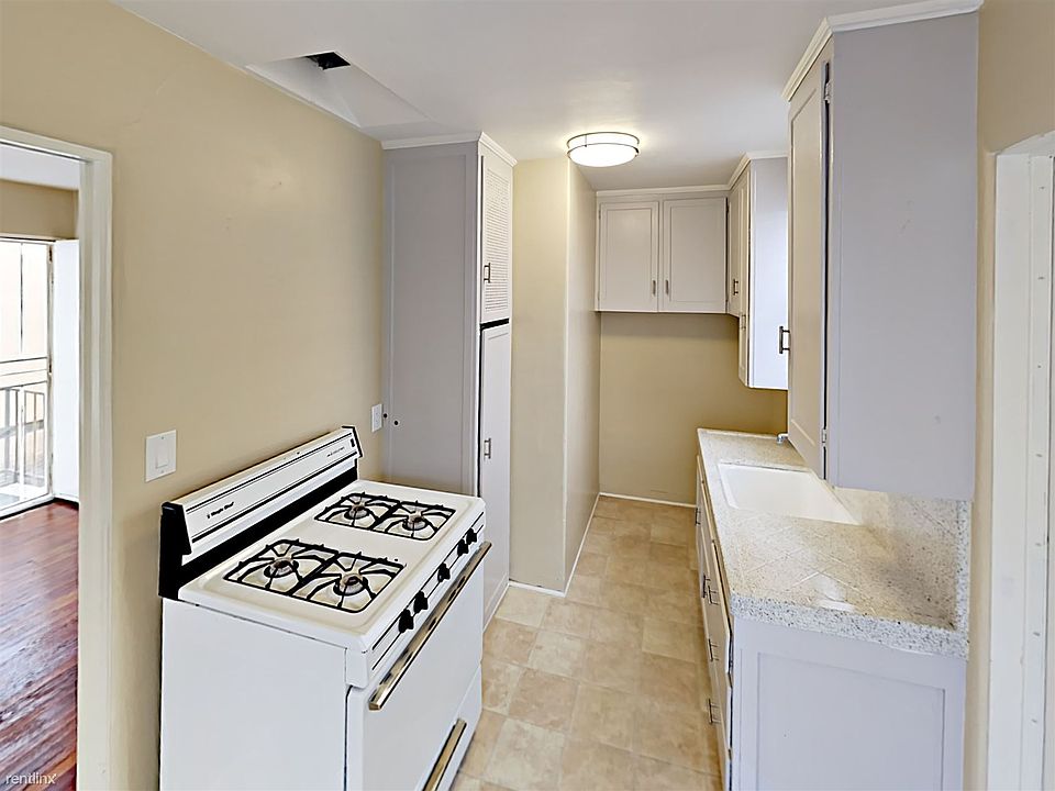 1st image of 4021 Idaho St