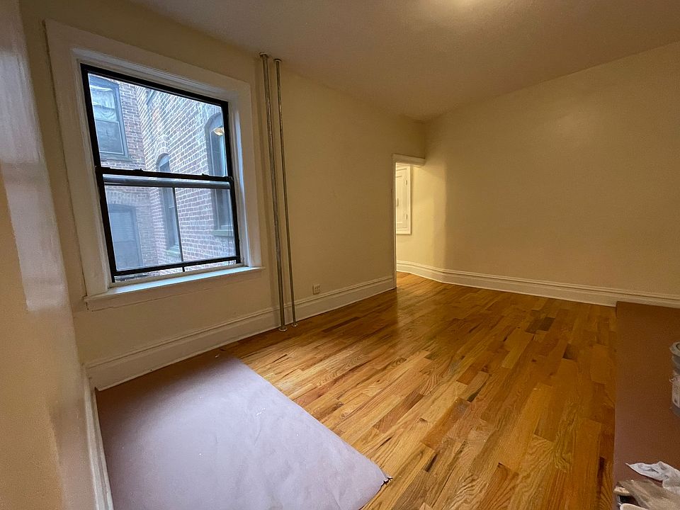 2nd image of 321 Fairmount Ave #34E