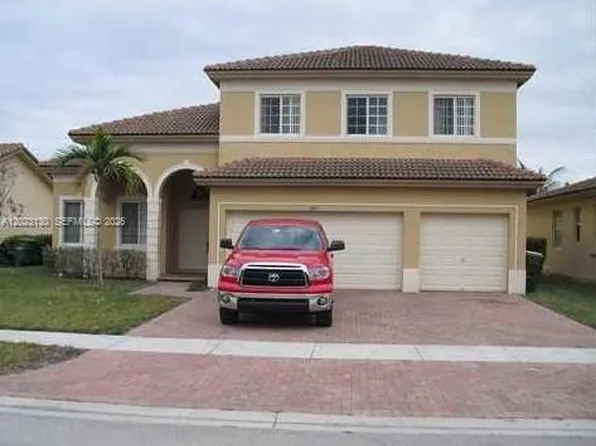 1423 NE 40th Rd, Homestead, FL 33033