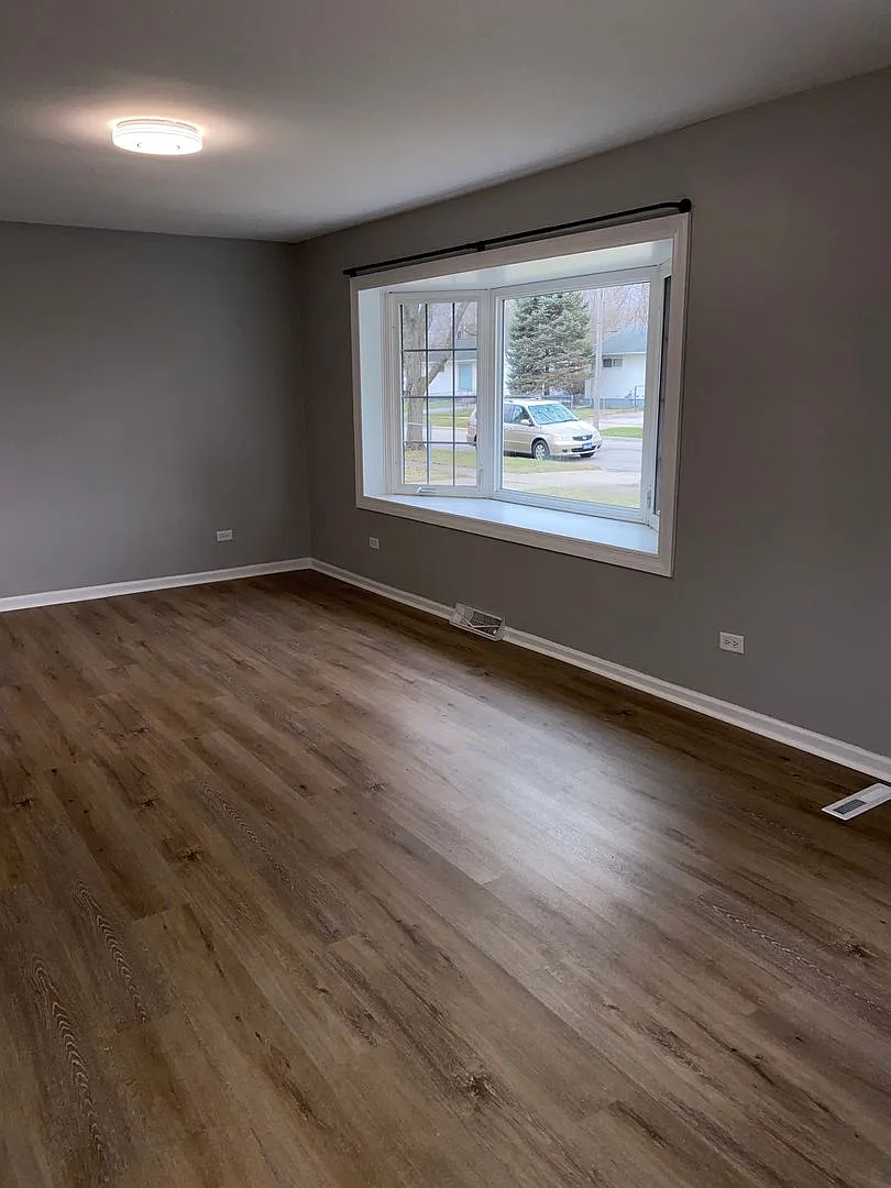We Are Getting Ready With Another Great Home. Do Not Miss It!! — Photo 2