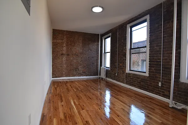 Rented by CNC-Assets | media 6