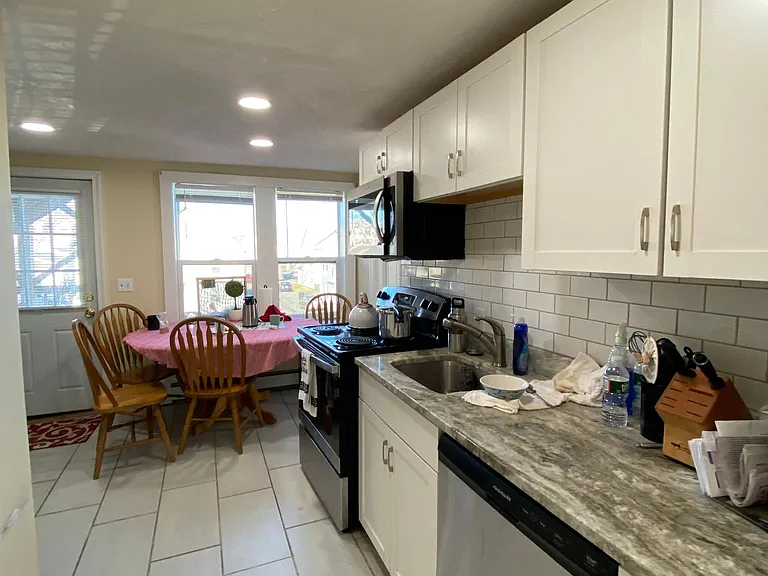 46 S Bow St #1 — Photo 1