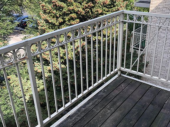 2nd image of 2501 W Touhy Ave APT 408