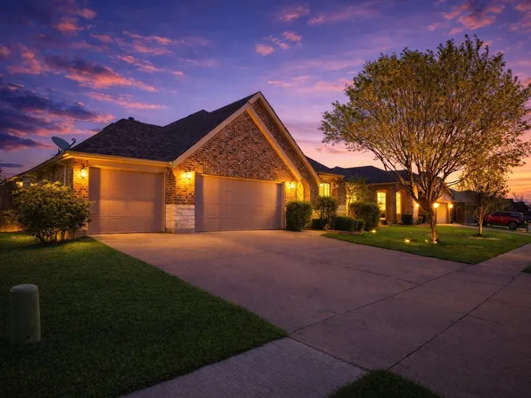 108 Zion Ln, Forney, TX 75126