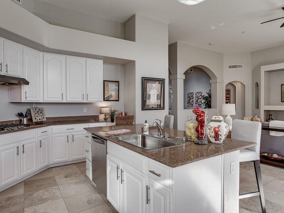 Open Kitchen