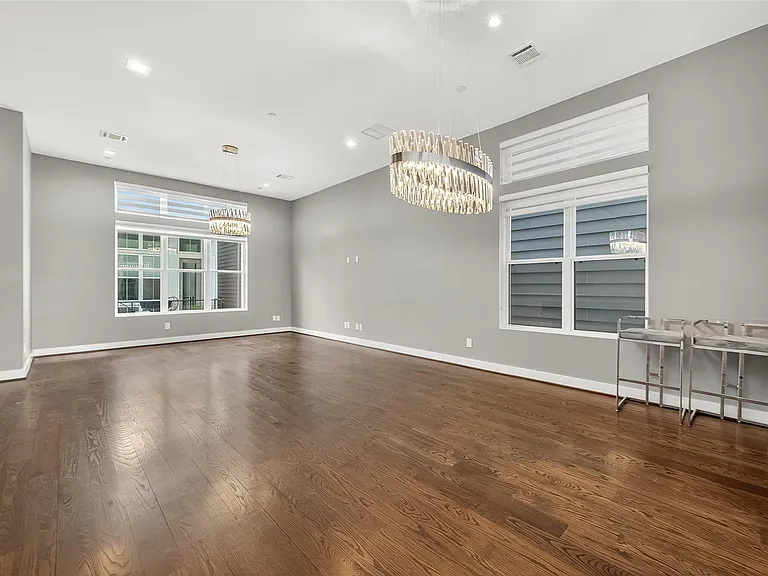 5919 E Post Oak Ln — Photo 10