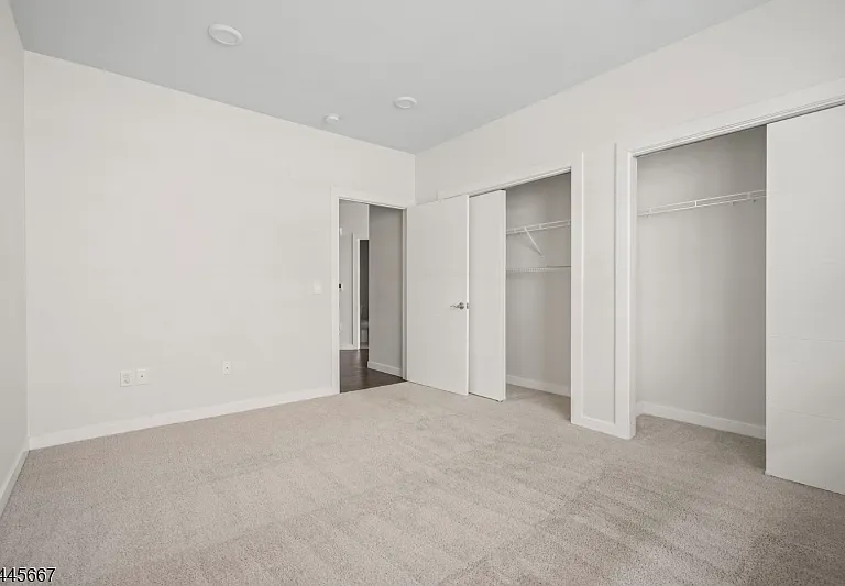 723 Lorhan Dr — Photo 8