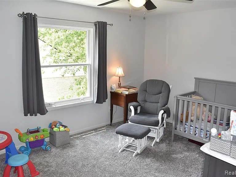16862 Abby Cir — Photo 11