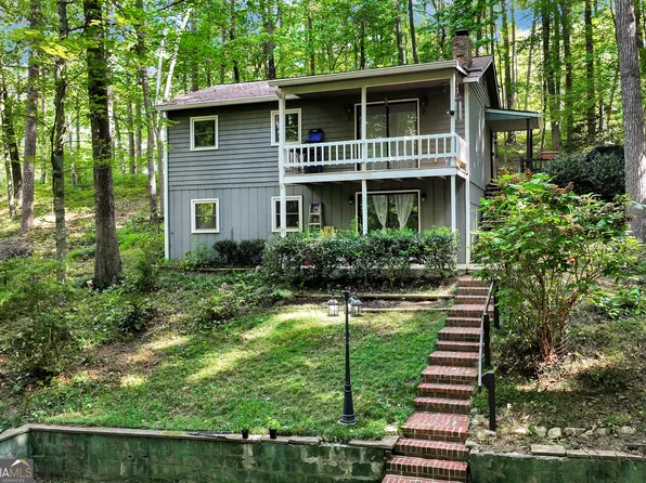 426 Skyview Cir, Clarkesville, GA 30523