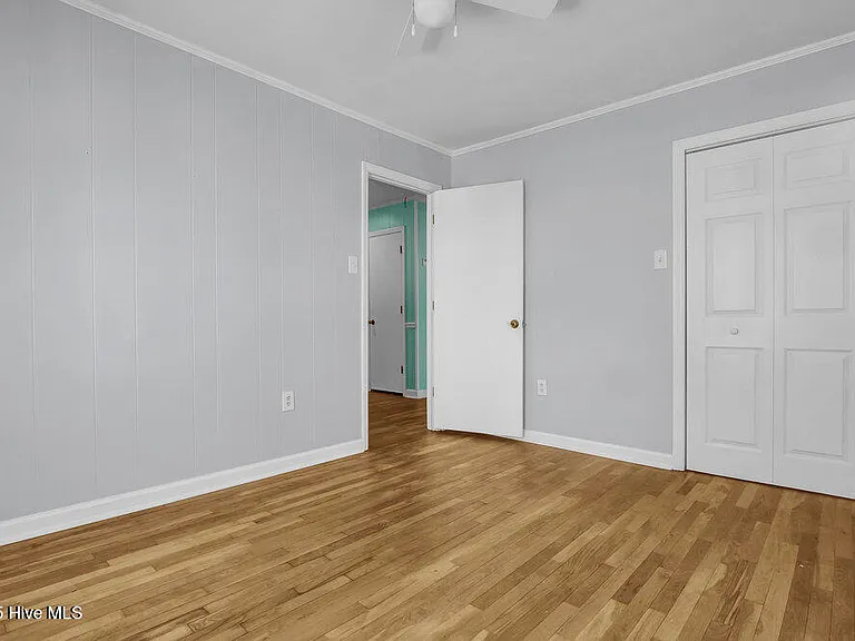 1207 N Topsail Dr — Photo 40