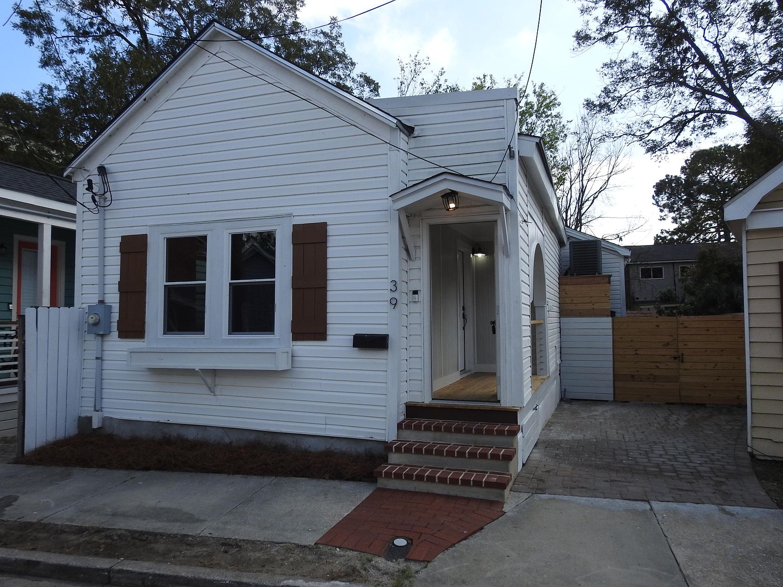 39 Poinsett St, Charleston, SC 29403 Zillow
