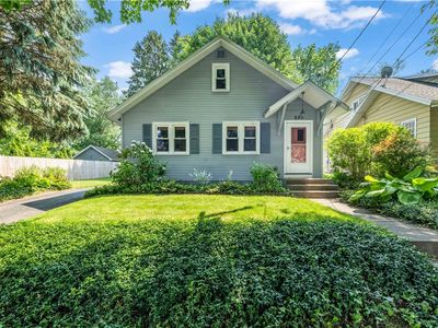 225 Dorking Rd, Rochester, NY, 14610