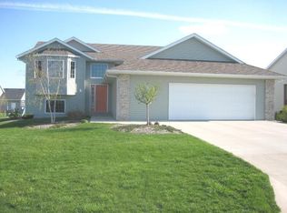 1295 12th St SE, Owatonna, MN 55060