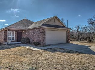15210 S 288th East Ave, Coweta, OK 74429