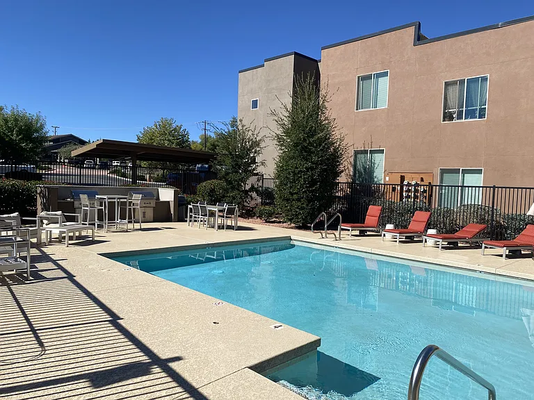 Pinon Lofts — Photo 28