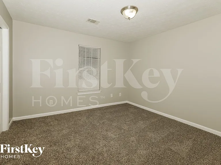 11035 Shannon Cir — Photo 14