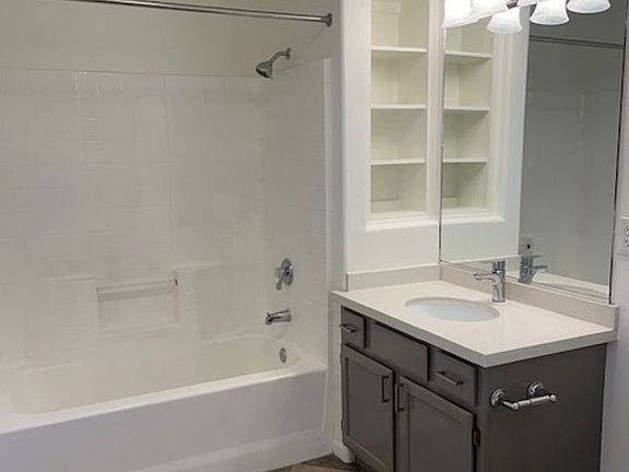 5th image of 1100 Mondavi Way #K7