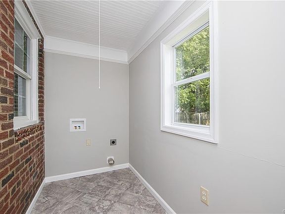 2nd image of 315 Highland Ave