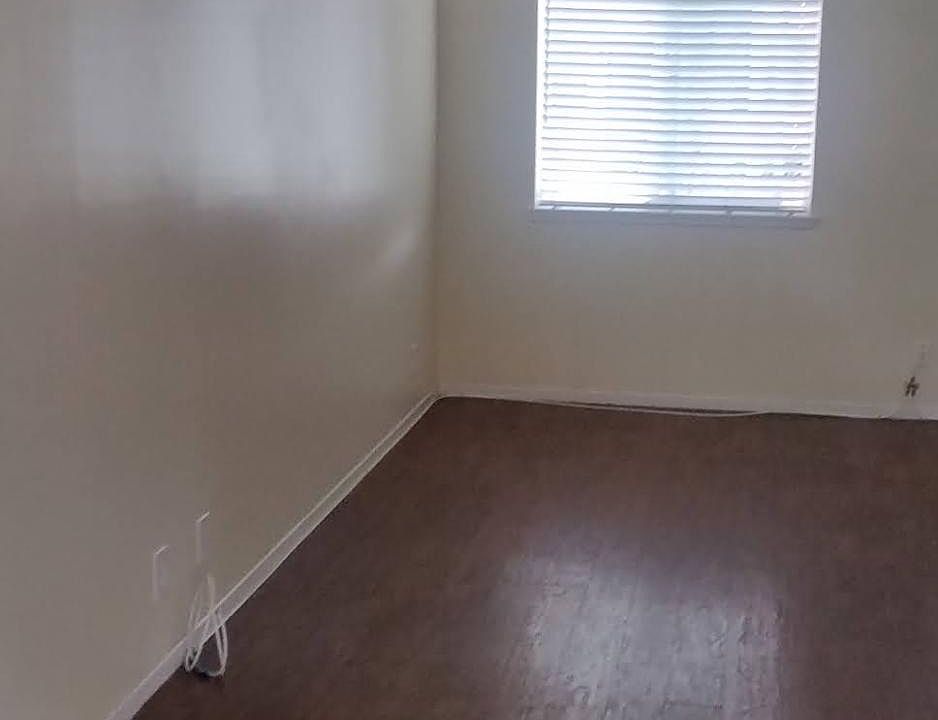 View Kitchen to Front Room