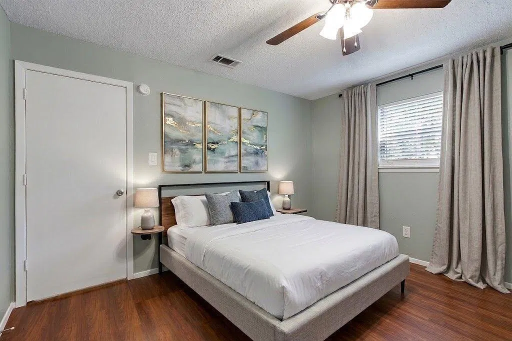 2 bed, 1.0 bath, 800 sqft, $899 — Photo 3