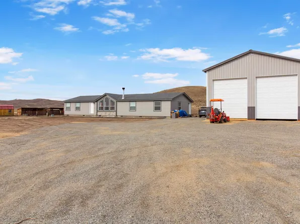 161 E Horseshoe Loop, Fairfield, ID 83327