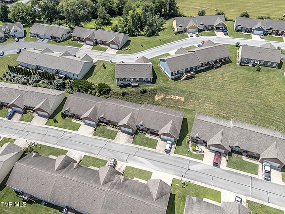 5th image of 232 Radford Dr #0