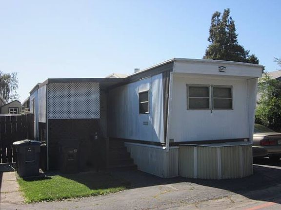 5th image of 580 Ahwanee Ave Spc 2