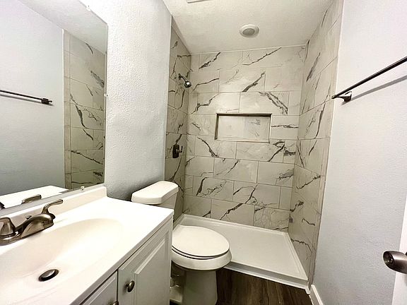 4th image of 7042 Butterfield Dr