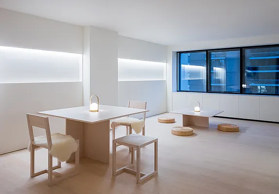 Sold by Minimal City | media 4