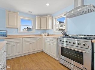 62 Glades Rd, Scituate, MA 02066