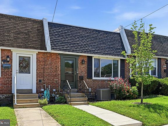 2nd image of 105 Fronefield Ave