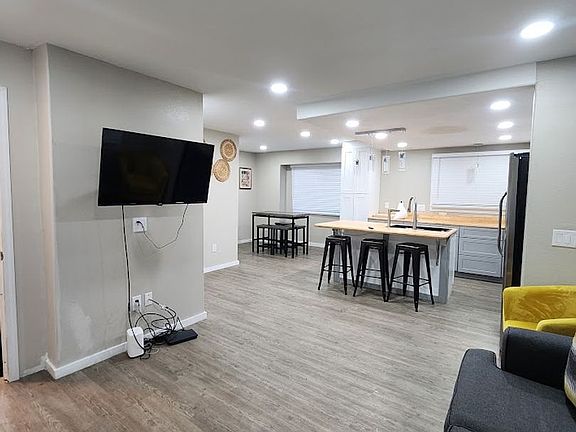 2nd image of 10010 Columbine Ct #1