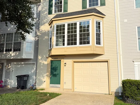 9253 Jessica Dr, Manassas Park, VA 20111