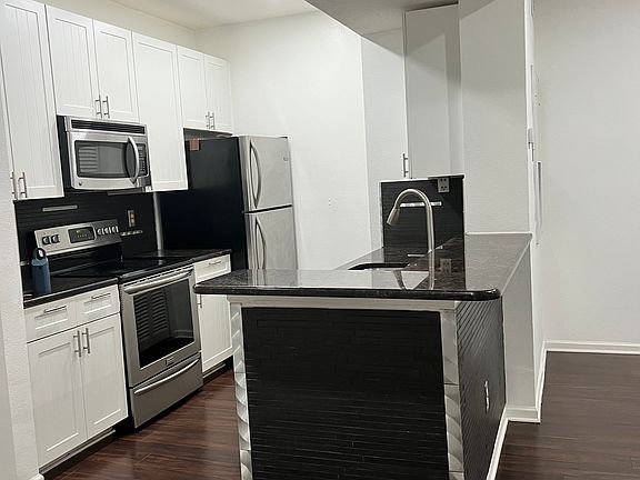 2nd image of 14341 Fredricksburg Dr APT 1017