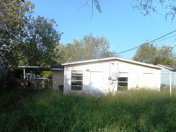 2nd image of 124 Mildred St