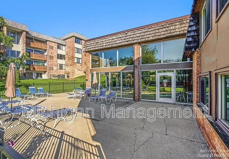 2150 Pauline Blvd #203 — Photo 3
