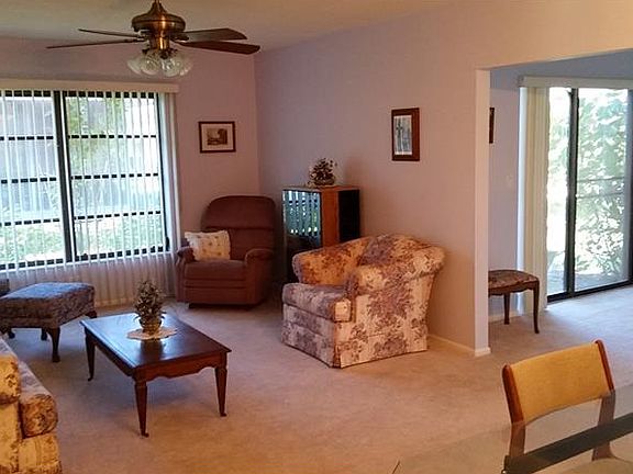 4th image of 713 Vivienda West Blvd
