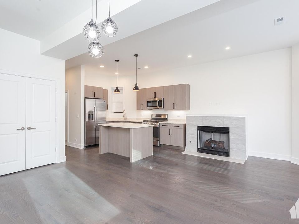 1st image of 807 W Bradley Pl APT 1-A