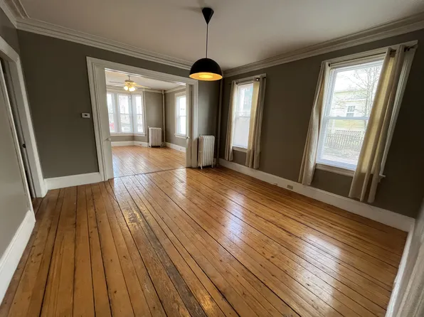 203 Howell St #1, Providence, RI 02906