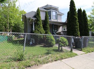 400 South Ave, Waukegan, IL 60085