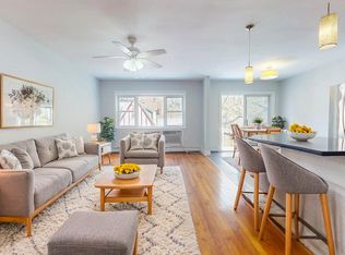 11710 Curzon Rd #3, Richmond Hill, NY 11418