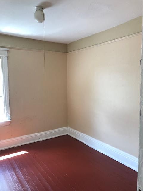 2nd image of 73 Wilkins St #2