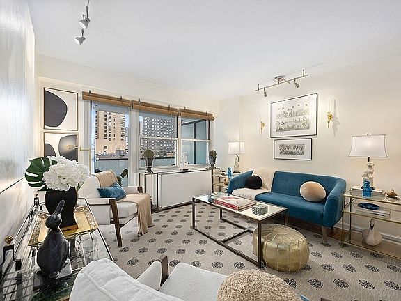 3rd image of 250 E 87th St APT 8D